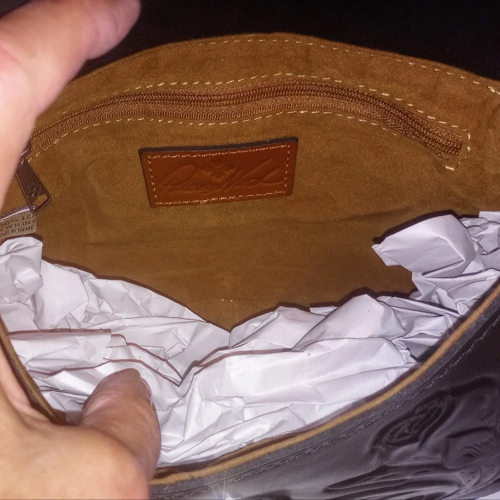 SOLD NWT Patricia Nash Black Rose Tooled Leather Lucia Crossbody Purse - Picture 10 of 16